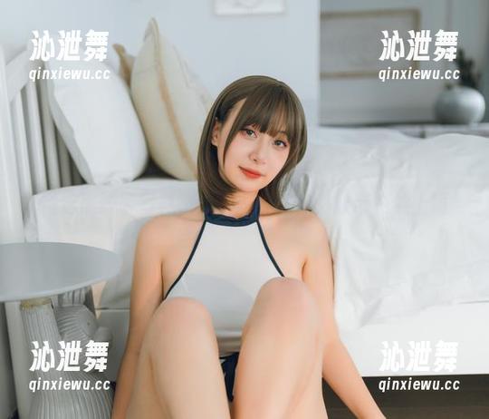 精选黑胶带写真，浅安安告诉你，胶带也能上镜