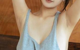 当浅安安遇上体操服，私拍图包的刺激感就跟‘意外的早操’一样没法抗拒！