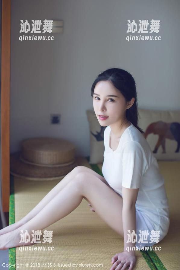 爱蜜社-张思允Nice 爱蜜社 - 张思允Nice在浴缸里,那种“水中月”般的想象完全不按常理出牌。
