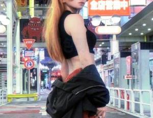 特软儿Sona的图包啊，姐姐们的每一面都是新发现，就有种想翻看的冲动！