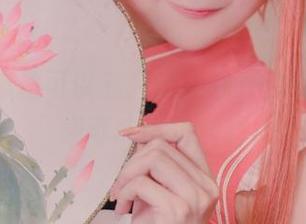 如果说黑丝可以有灵魂，白神泱定制的图集可能正是那样