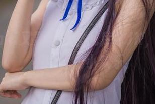白金Saki又要来一波死库水JK，分享点不一样的小欢乐