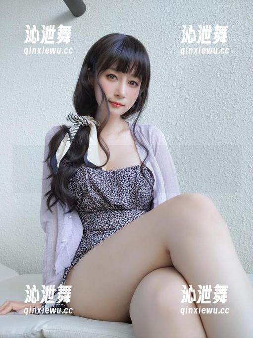 白银81天使高清图册：捣蛋频频，偶尔飘逸得像梦里的小精灵。