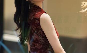 秀人网 - Jennifer小若居家，最新套图，直击户外时光的电影感。