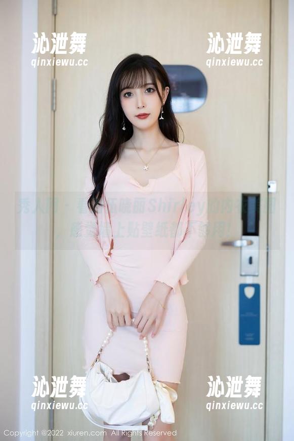 秀人网 - 看到伍晓丽Shirley的内衣美图，感觉墙上贴壁纸都不够用！