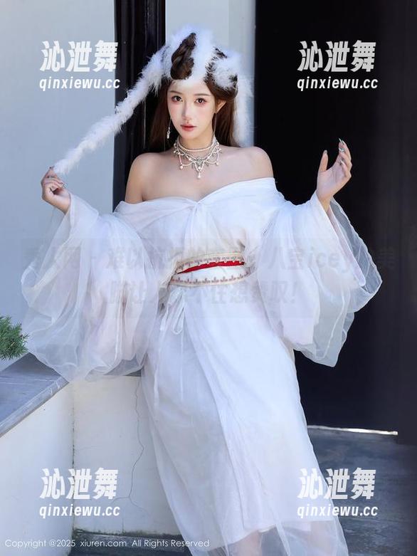 秀人网 - 难以抗拒的套图，八宝icey的美脚让人忍不住想赞叹！