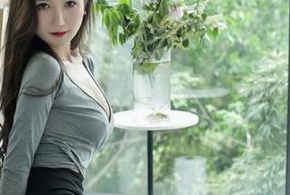 秀人网 - 蕾丝与夏晓Maggy的私拍美图：牛奶与咖啡的绝美碰撞