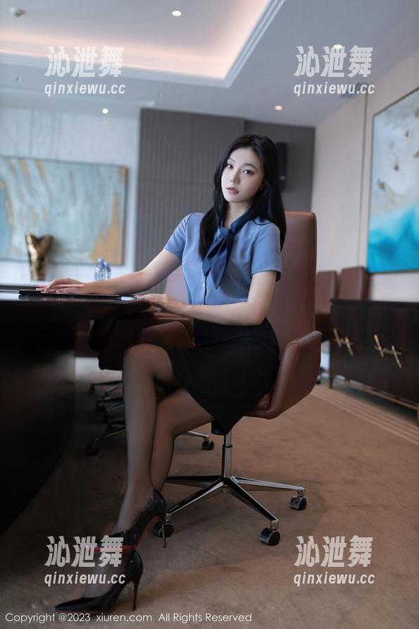 秀人网-玉兔miki 秀人网 - 真心话:玉兔miki女仆图集的更新,可能会让你留下点…疑问?