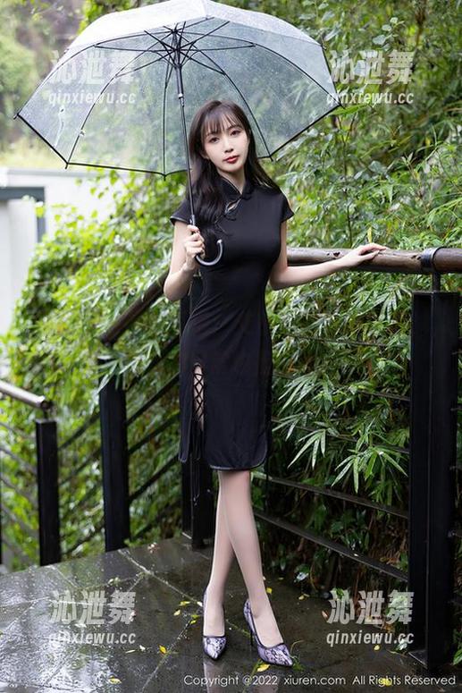 秀人网 - 不看可惜：艾小青的私拍资源，姐姐的日常也挺有趣！