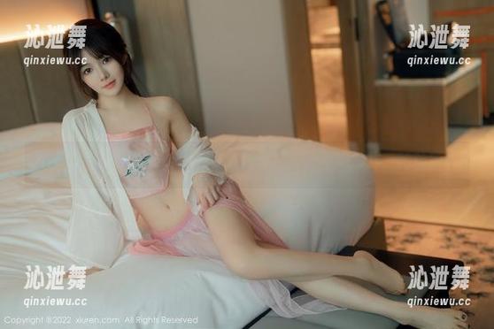 秀人网 - 雯大王susie万圣节图集：扮鬼不如扮炸，哈哈哈！