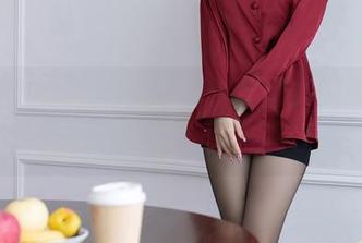 秀人网 - 美图分享时刻，黄婧GIGI献上甜心，直击灵魂…啥，没那么严重？