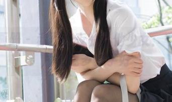 稚乖画册 - 赤西夜夜的吉他少女：一张图片比我多少字好