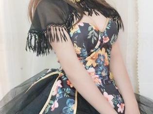 合集上的米线线sama女王，忍不住想问，平时在哪里汲取的力量？