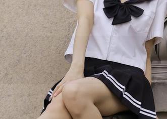 绮梦摄影 - 想要干净利落的优雅？下载伊伊的礼服图包试试。