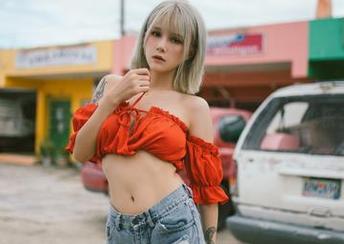 菠萝社 - 王语纯黑白美图大挑战——在线找乐子！