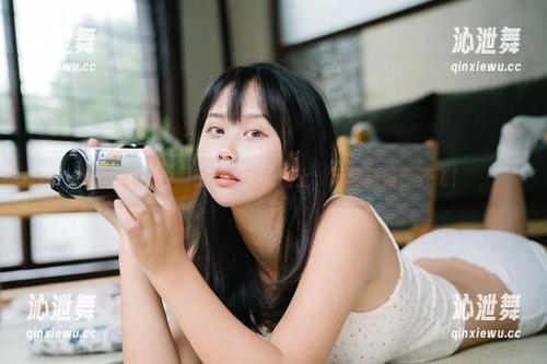 萌芽儿o0的黑色作品在网盘上，期待与惊讶齐飞！