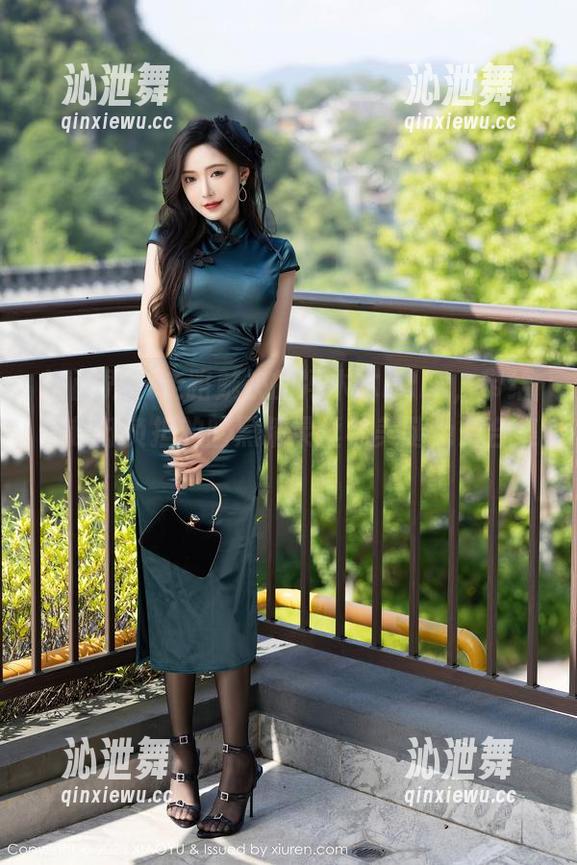 语画界 - 走路贼快的冯木木LRIS，带给你超低负担的暗黑精灵丝袜美腿免费合集！