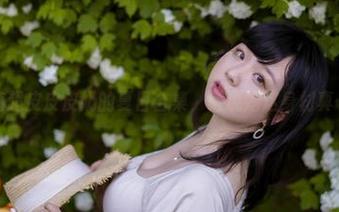 跟随超皮皮皮奶的夏日合集，话说她这身材真…呃