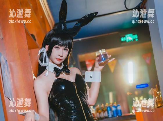 阮邑Fairy 阮邑Fairy的天狼星尊崇“低调奢华”,原图却把高光时刻都拍了个遍!