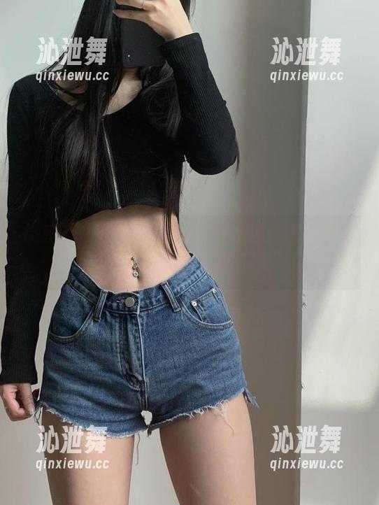 微密圈 - 有点意外的私拍体验：陈佩奇在浴缸，一种说不出的“美”感