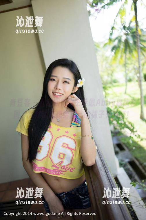 青豆客 - 万众期待的王乔恩Abby棉袜套图，竟然让我想给自己的袜子升升级！
