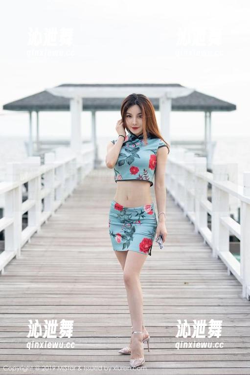 魅妍社-易阳Silvia 魅妍社 - 吊带间的瞬息捕捉——易阳Silvia的写真合集,随便翻翻吧,挺好玩。